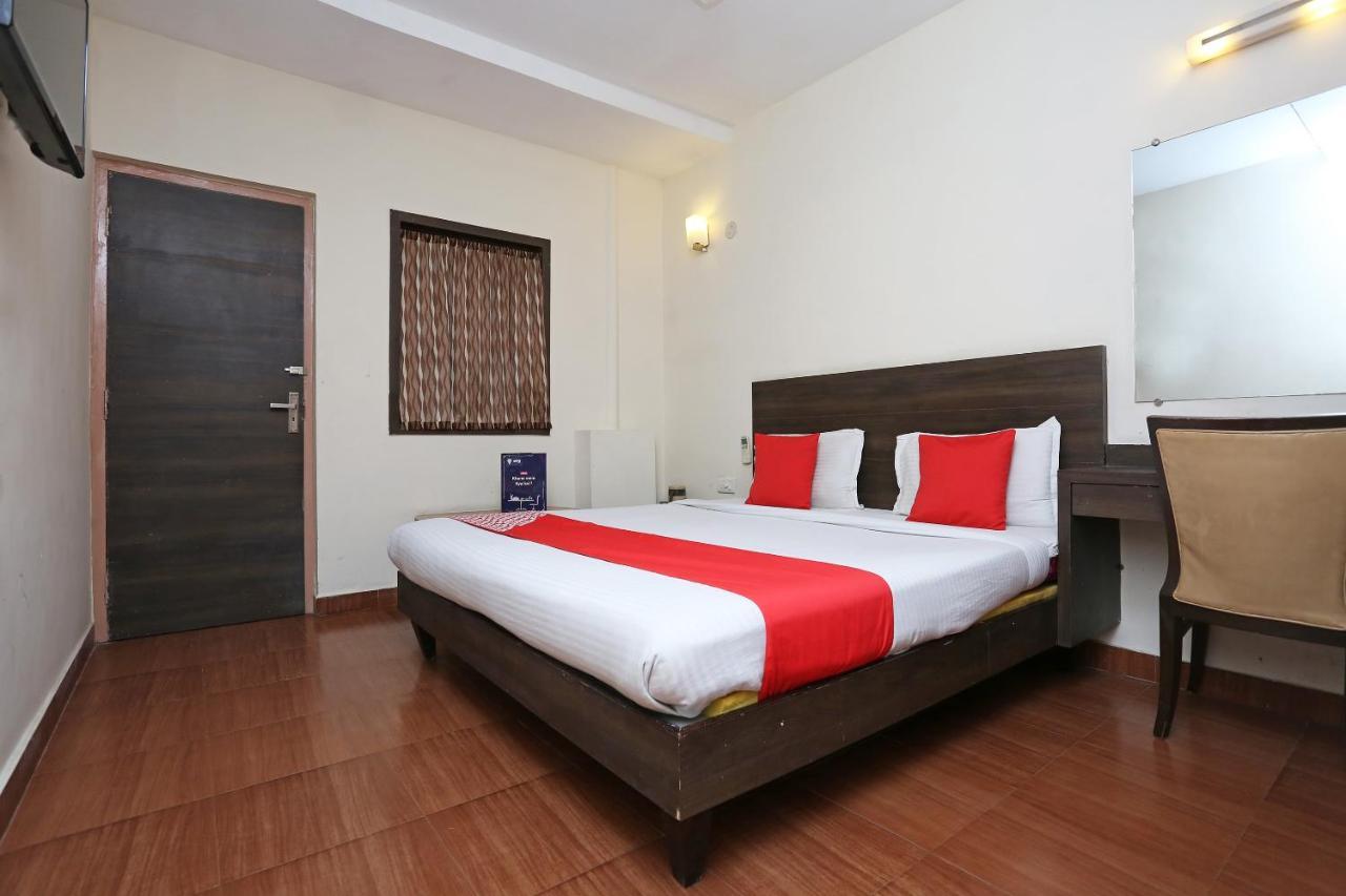 Oyo 4940 Hotel Sea Rock Rāipur Dış mekan fotoğraf